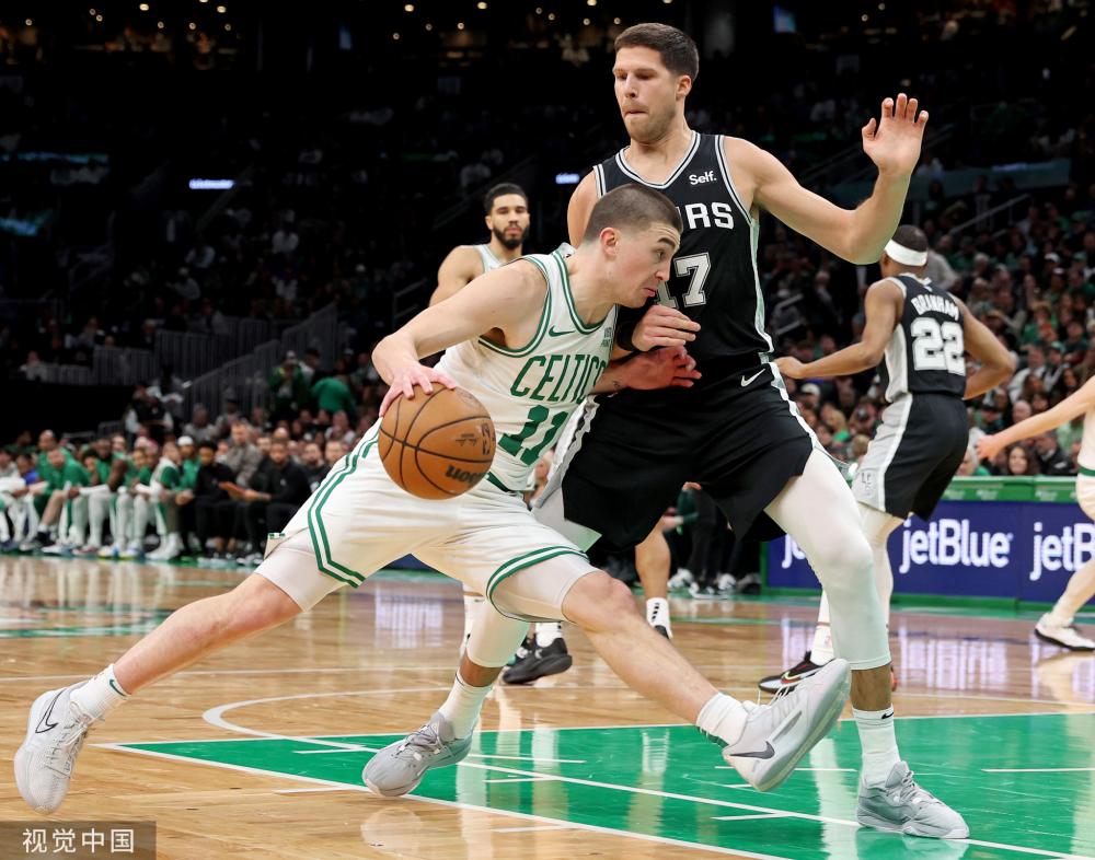 凯林自幼便 凯林自幼便