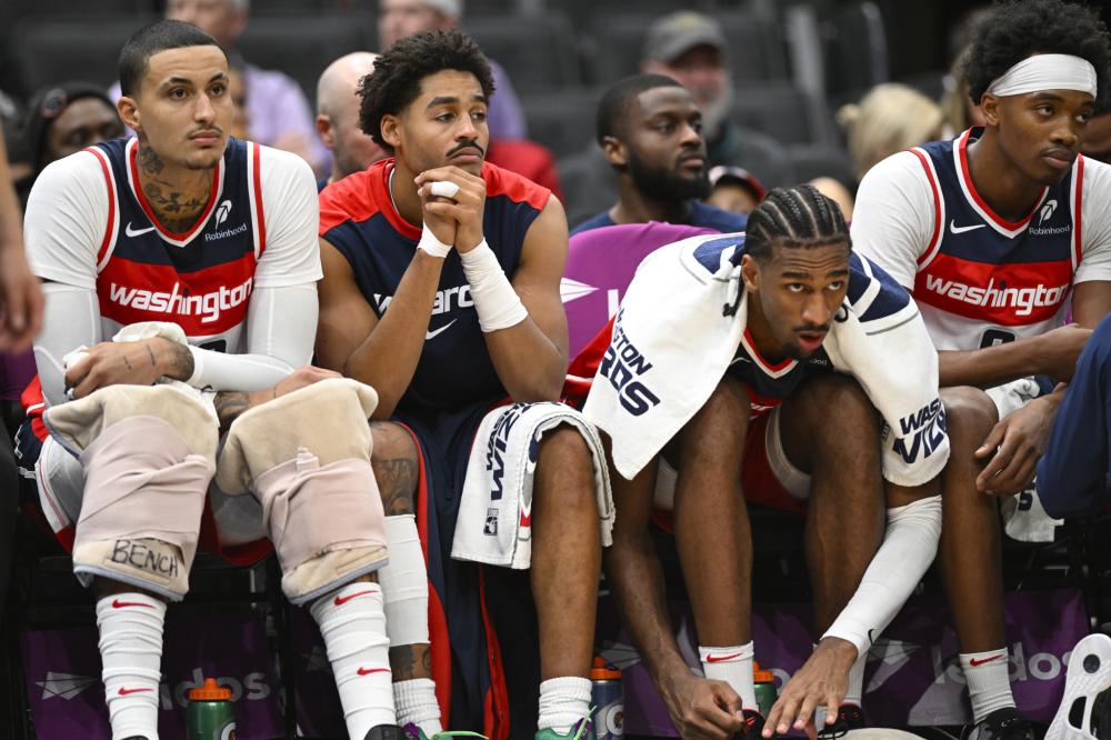 但随着萨拉 但随着萨拉